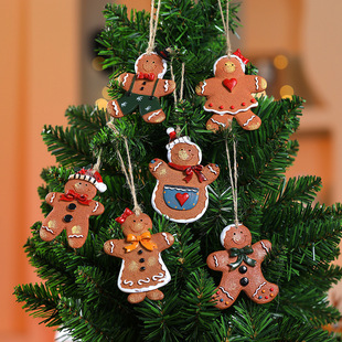 Christmas tree The Cookie Man Arrange hanging decorations