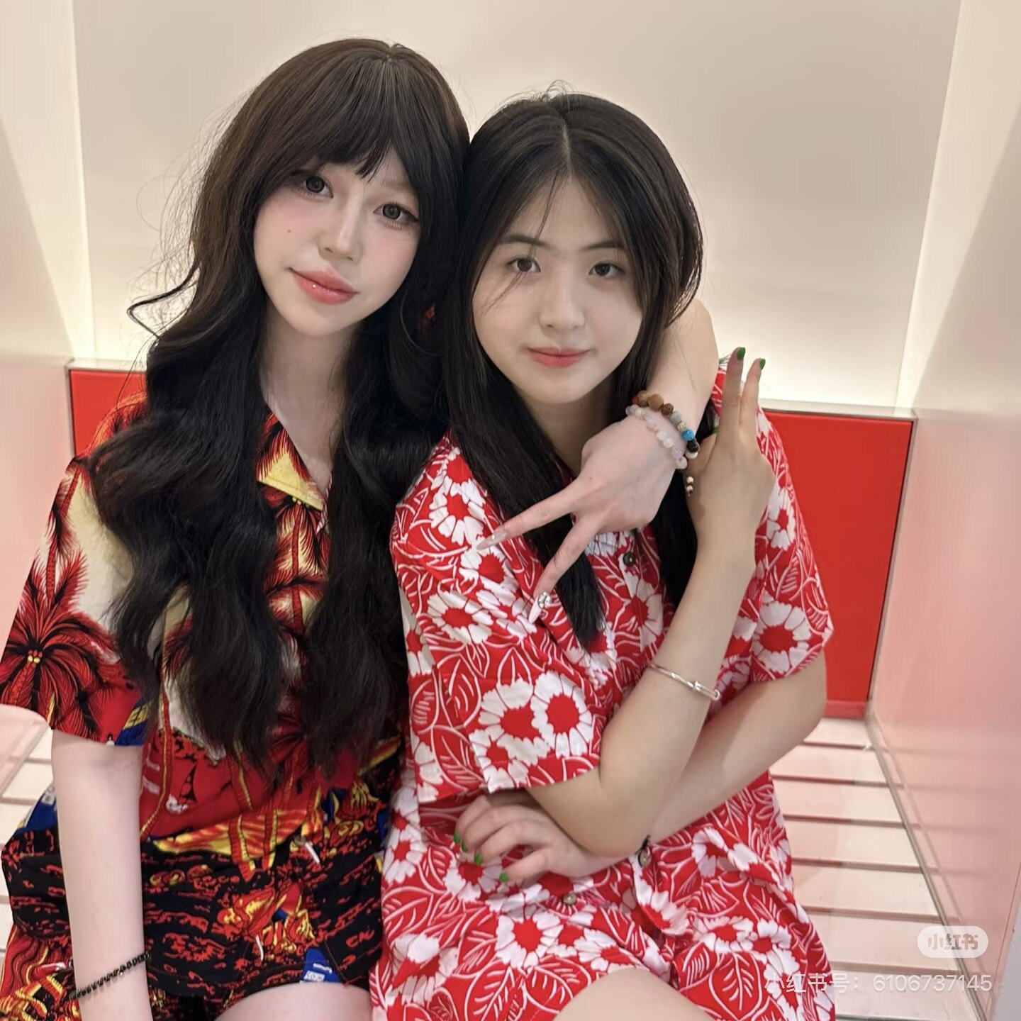 2025夏季五分袖情侣薄款衬衫男宽松沙滩花衬衣夏威夷海边度假短袖