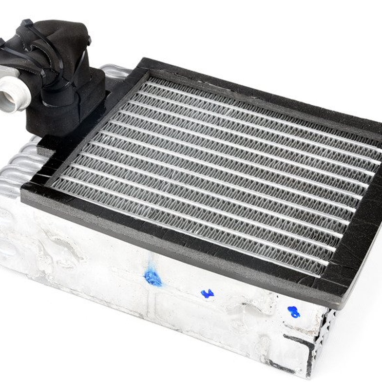 适用 奥迪Q5 Q3 Q7 A4L A6L A5 A7 A8L 空调 蒸发器芯 散热器德国