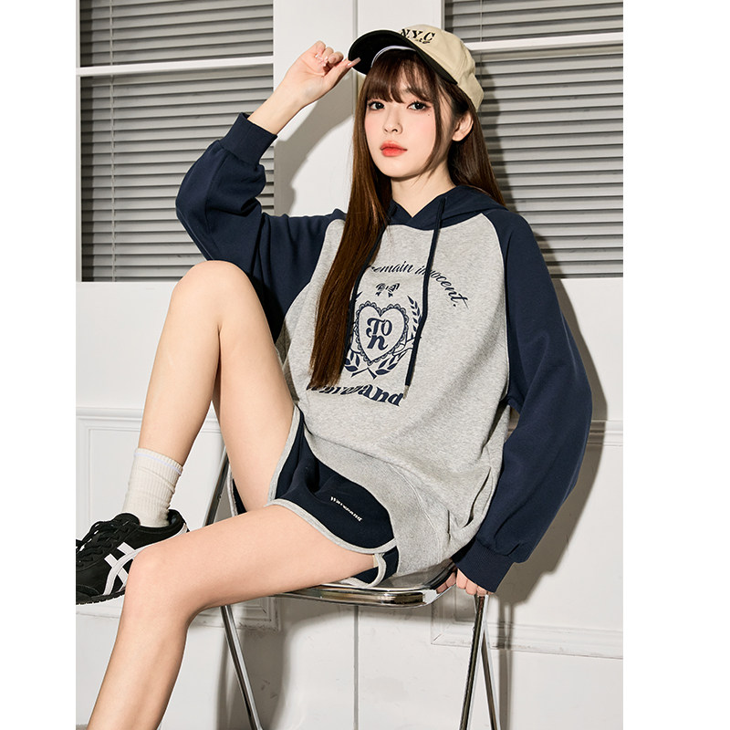 唐狮春夏新款运动休闲套装女卫衣短裤两件套学院风穿搭一整套cz