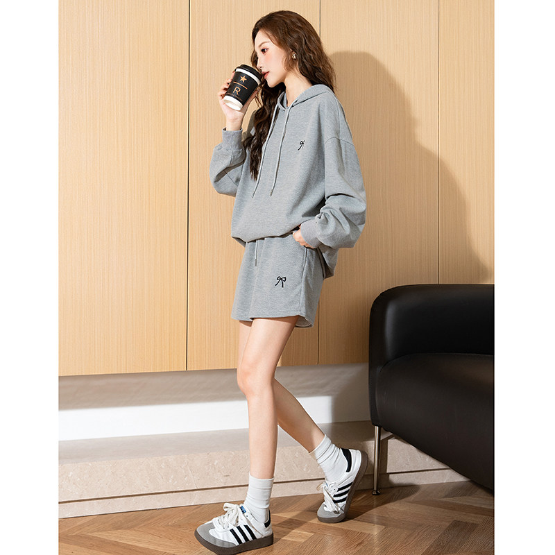 唐狮灰色圆领卫衣半裙套装女新款女装秋季休闲一整套韩系穿搭,女装/女士精品,时尚套装,淘宝优惠券,粉丝福利购,淘宝优惠卷