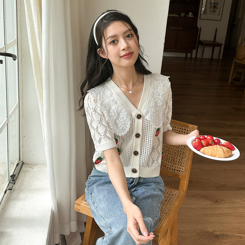 唐狮新款V领拼接针织衫设计感甜美短款上衣女春夏季复古短袖T恤F