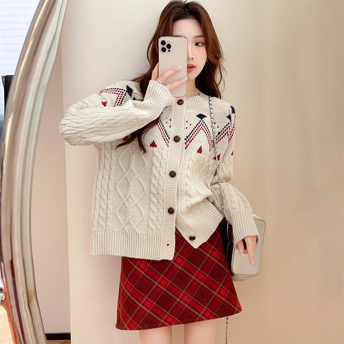 唐狮2025秋冬季毛衣女超好看复古风几何图案圆领开衫慵懒风高级感