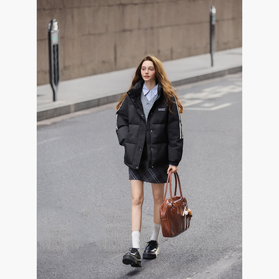 唐狮2025冬季短款羽绒服女士撞色加厚保暖防寒运动风羽绒外套黑色