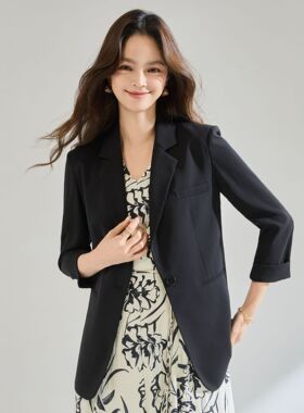 26春夏新款通勤一粒扣七分袖休闲修身收腰黑色小西服外套女22770