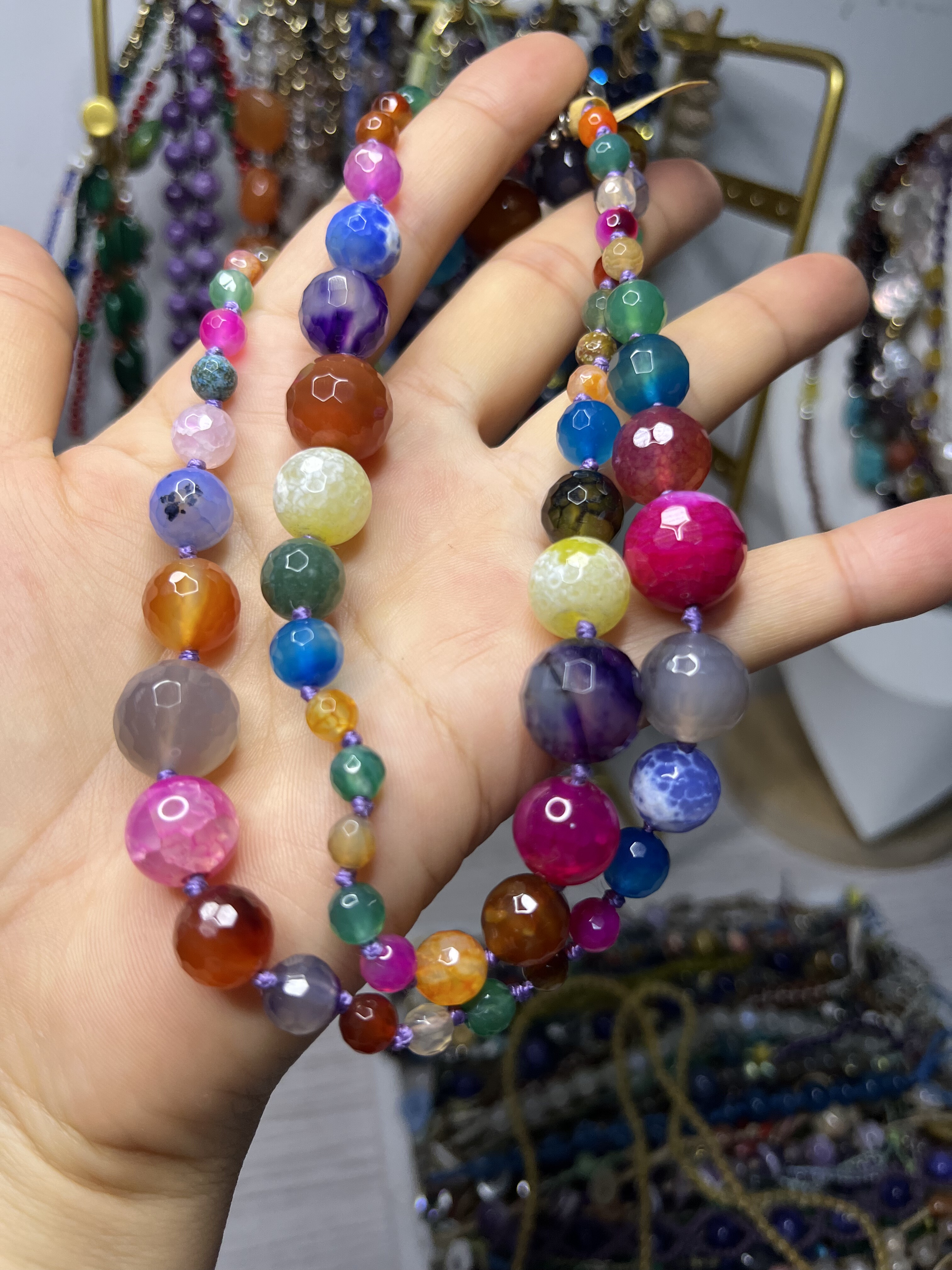 天然水晶多宝项链女款轻奢小众设计感锁骨链颈链配饰送闺蜜礼物