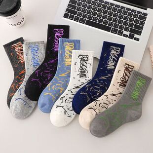 诸暨袜子男款秋冬季ins潮百搭潮流吸湿排汗防臭篮球运动学生长袜