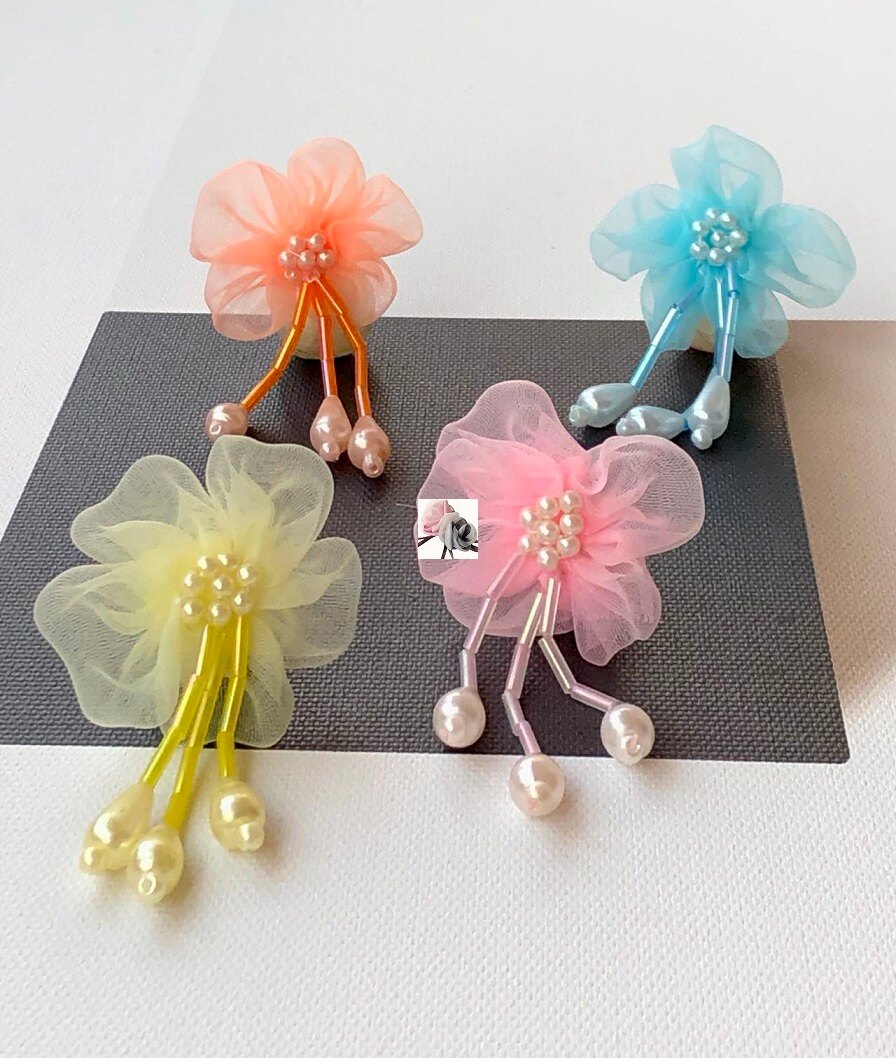 3元20朵手工缝无光纱五花瓣珍珠管珠吊坠装饰蕾丝花朵服装辅料