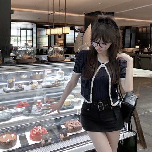 针织字母刺绣吊带+开衫两件套