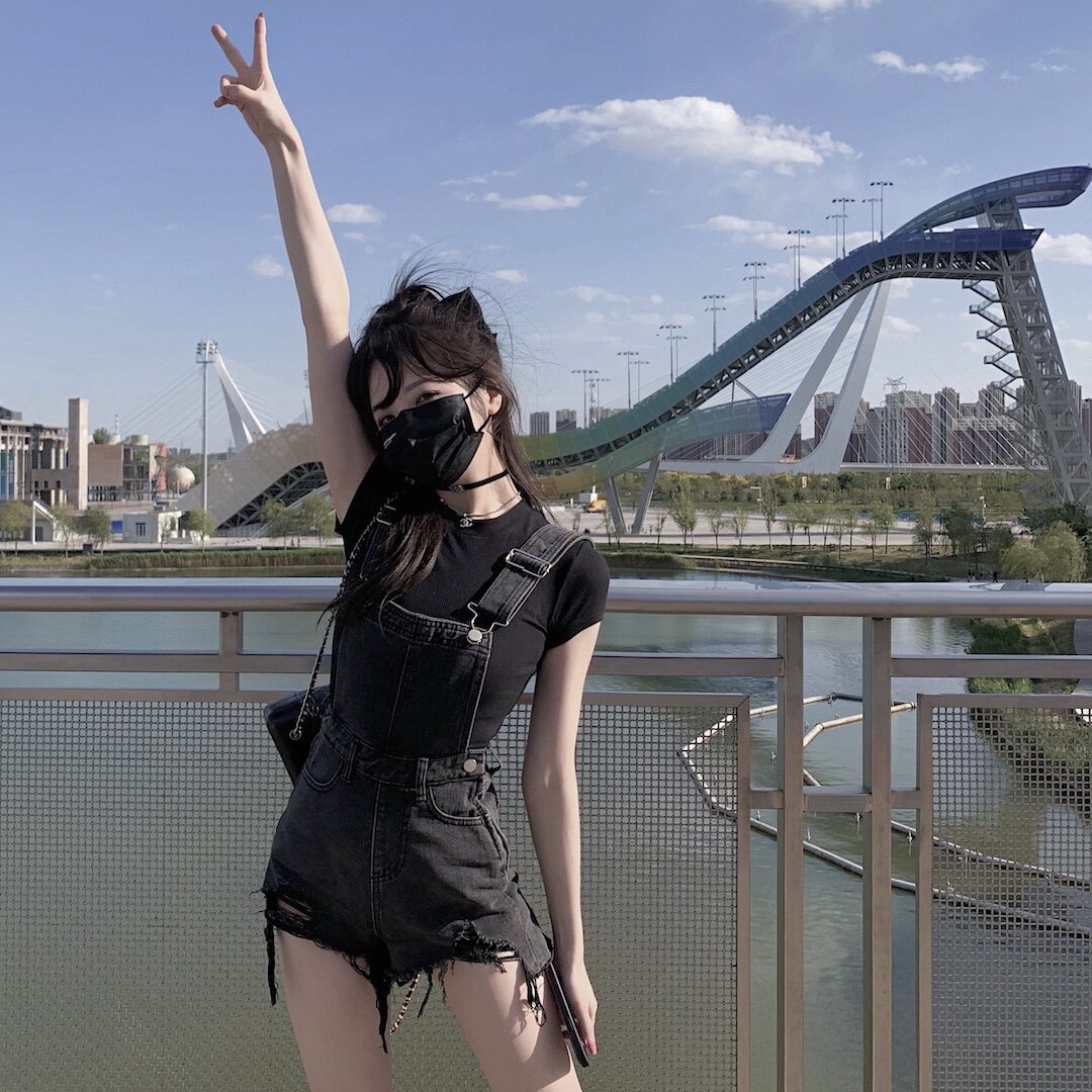 ROUGE DIAMOND我的少女时代2.0/毛边破洞口袋高腰牛仔短裤背带裤