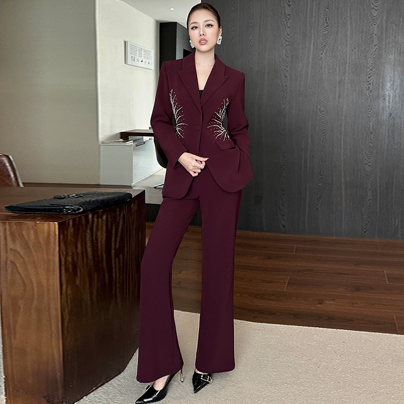 秋冬高级感正式场合西装两件套装重工烫钻高端外套高腰喇叭裤套装,女装/女士精品,时尚套装,淘宝优惠券,粉丝福利购,淘宝优惠卷