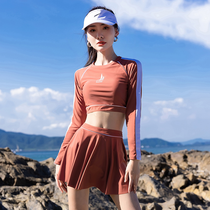 三奇泳衣女士保守平角分体裙长袖防晒专业运动带胸垫游泳温泉泳装