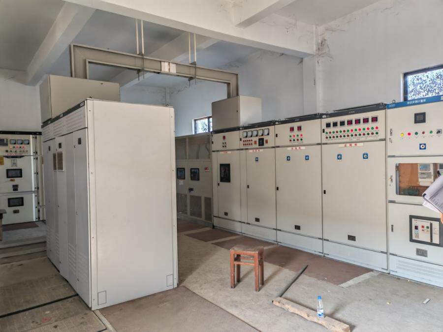 3月18日嘉兴某公司所有的机器设备（详情见附件评估报告）网络拍卖公告