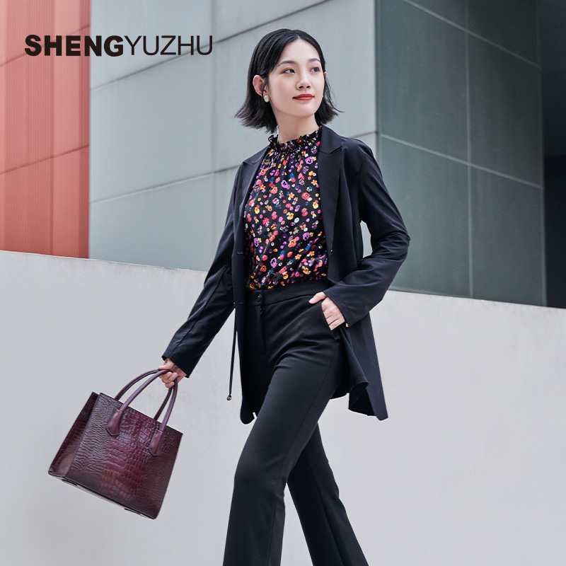 声雨竹2022年冬季新款风衣