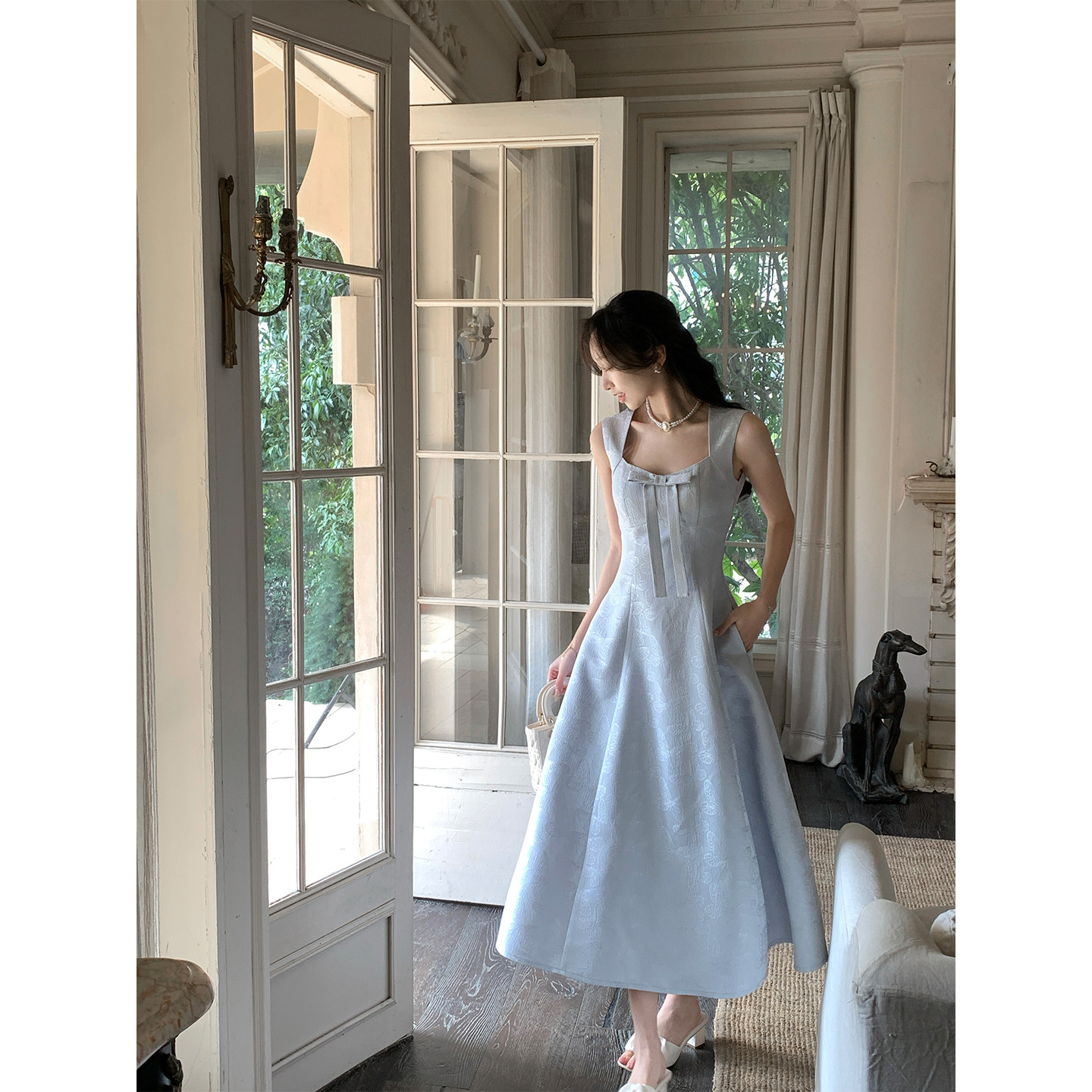 韩语琳 法式浅蓝连衣裙女夏季高级感蝴蝶提花方领显瘦气质长裙子