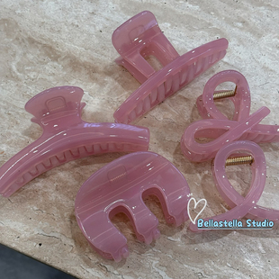 韩系果冻粉抓夹女新款高级感后脑勺盘发鲨鱼夹子通勤百搭气质头饰