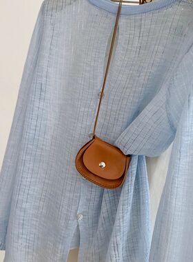 大码260斤胖mm蓝色冰丝针织t恤女夏2025新薄款防晒衫罩衫镂空上衣