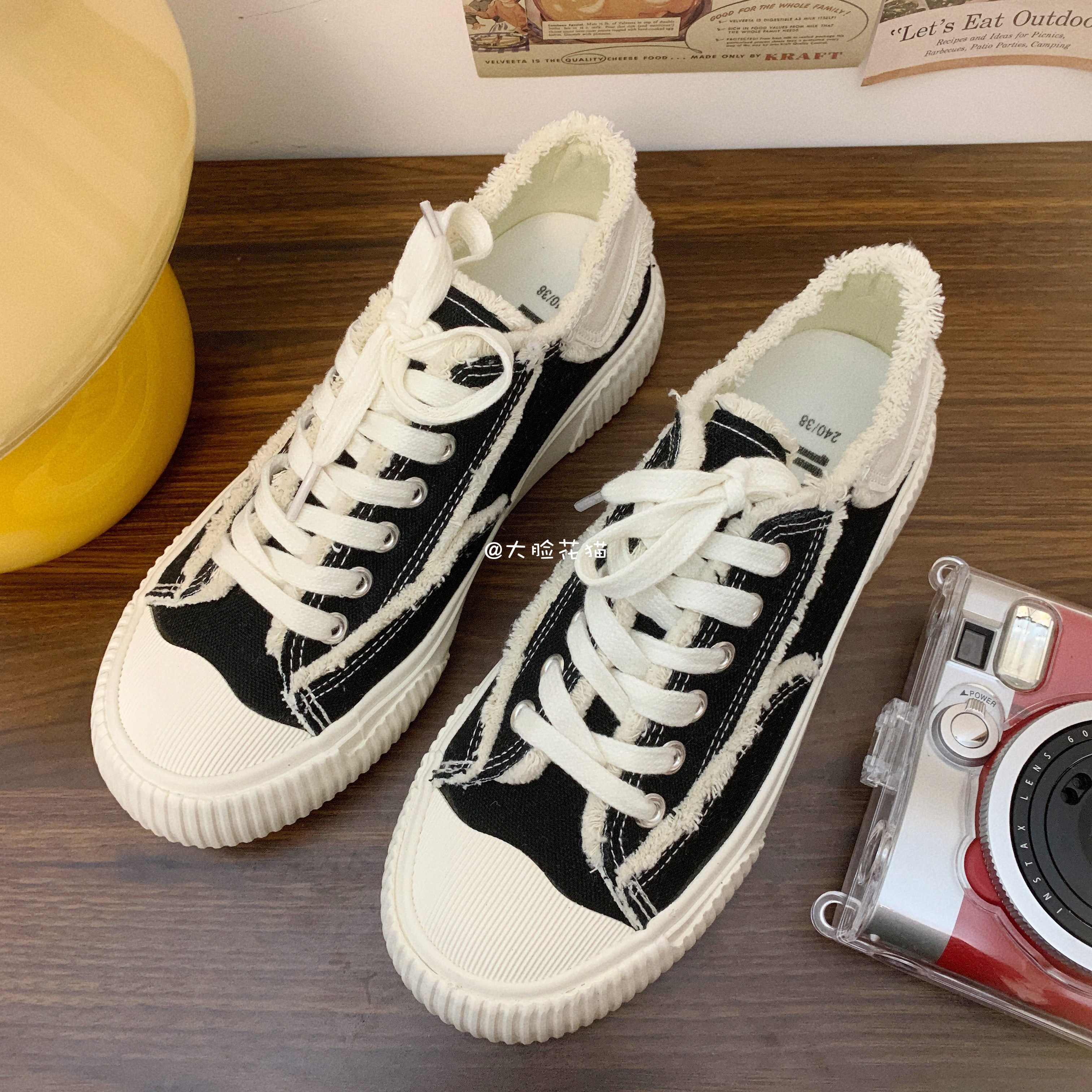 大脸花猫 复古小众设计ins休闲国潮流苏乞丐鞋黑白纯色硫化帆布鞋