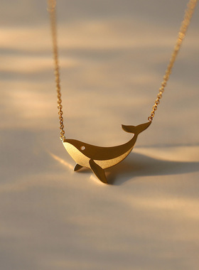 ins冷淡风卡通海洋动物鲸鱼项链女士钛钢镀18K金吊坠简约锁骨链子