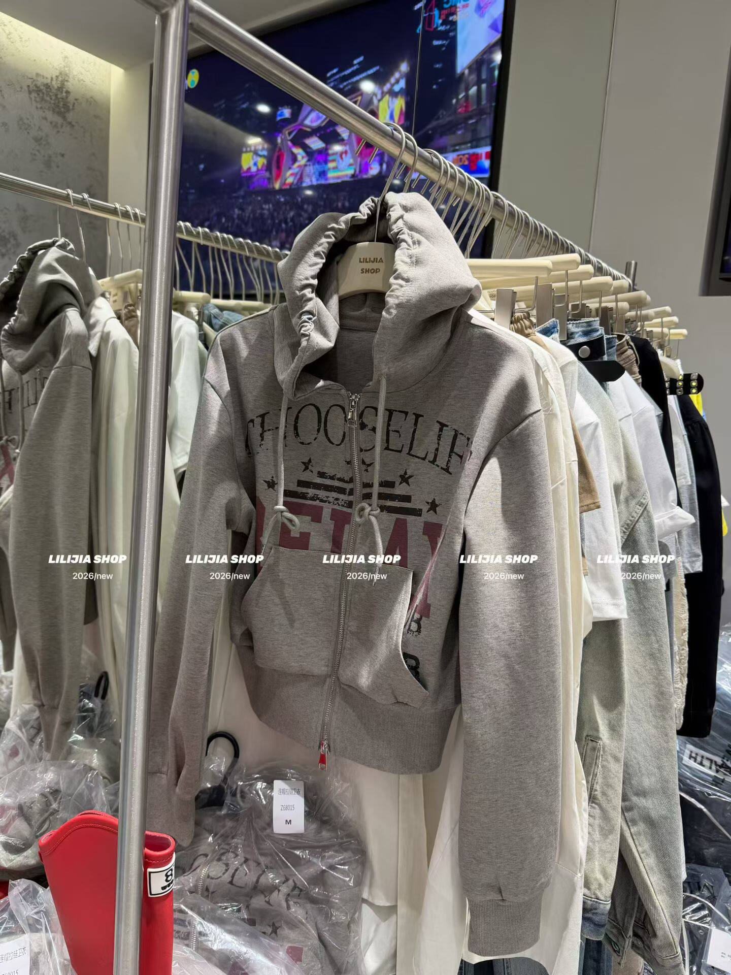 Miss家 2026韩版时尚百搭显瘦连帽拉链开衫短款卫衣外套女上衣