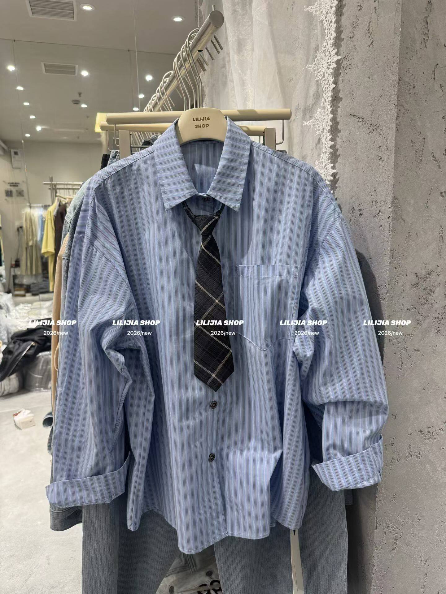 Miss家 2026新款韩版时尚百搭显瘦气质条纹衬衫女宽松领带衬衣