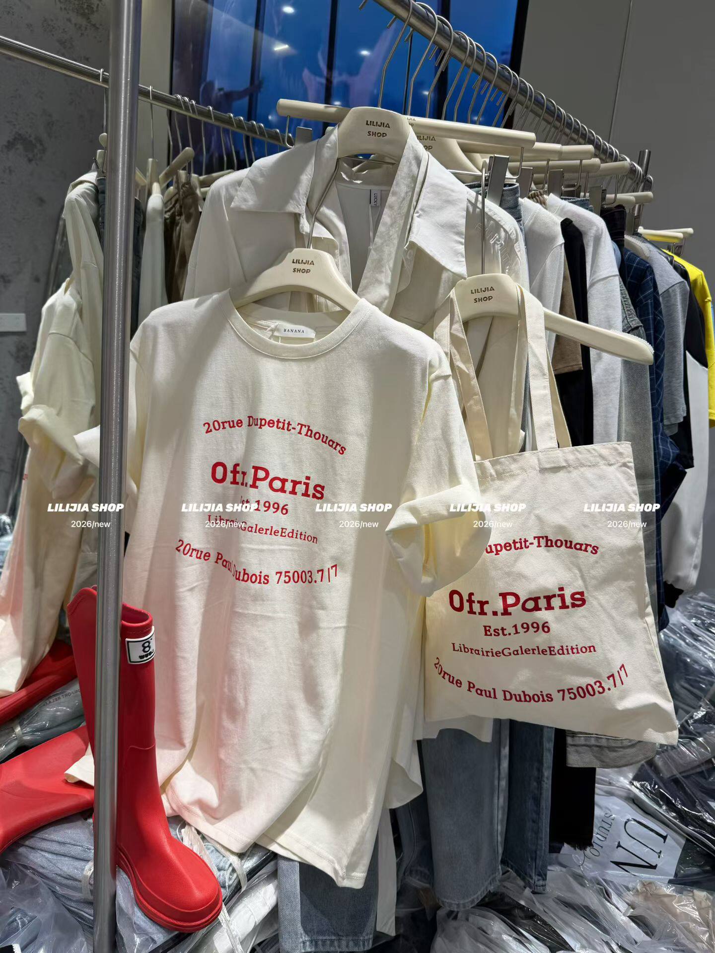 Miss家 韩版时尚百搭显瘦字母印花圆领休闲短袖T恤女上衣配帆布包