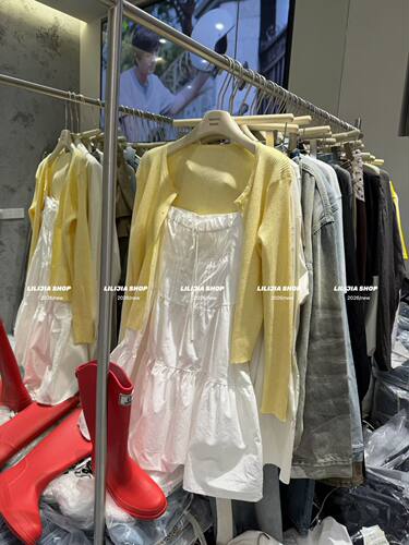 Miss家 春日小白裙初恋吊带连衣裙女小清新黄色针织开衫两件套