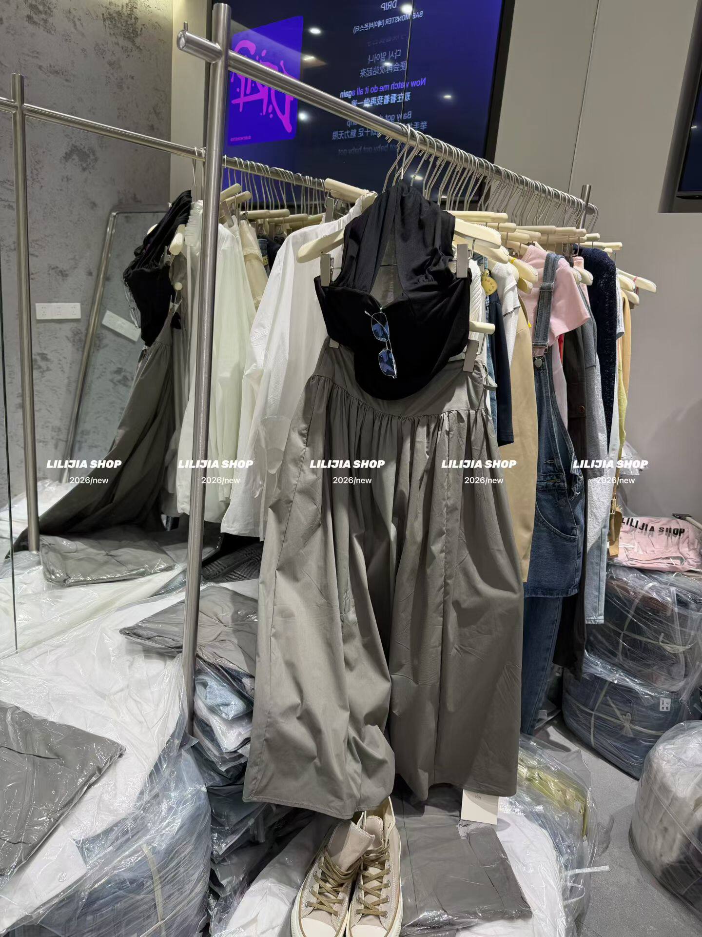 Miss家 夏季新款搭配一整套茶系御姐风甜辣上衣高腰半身裙两件套