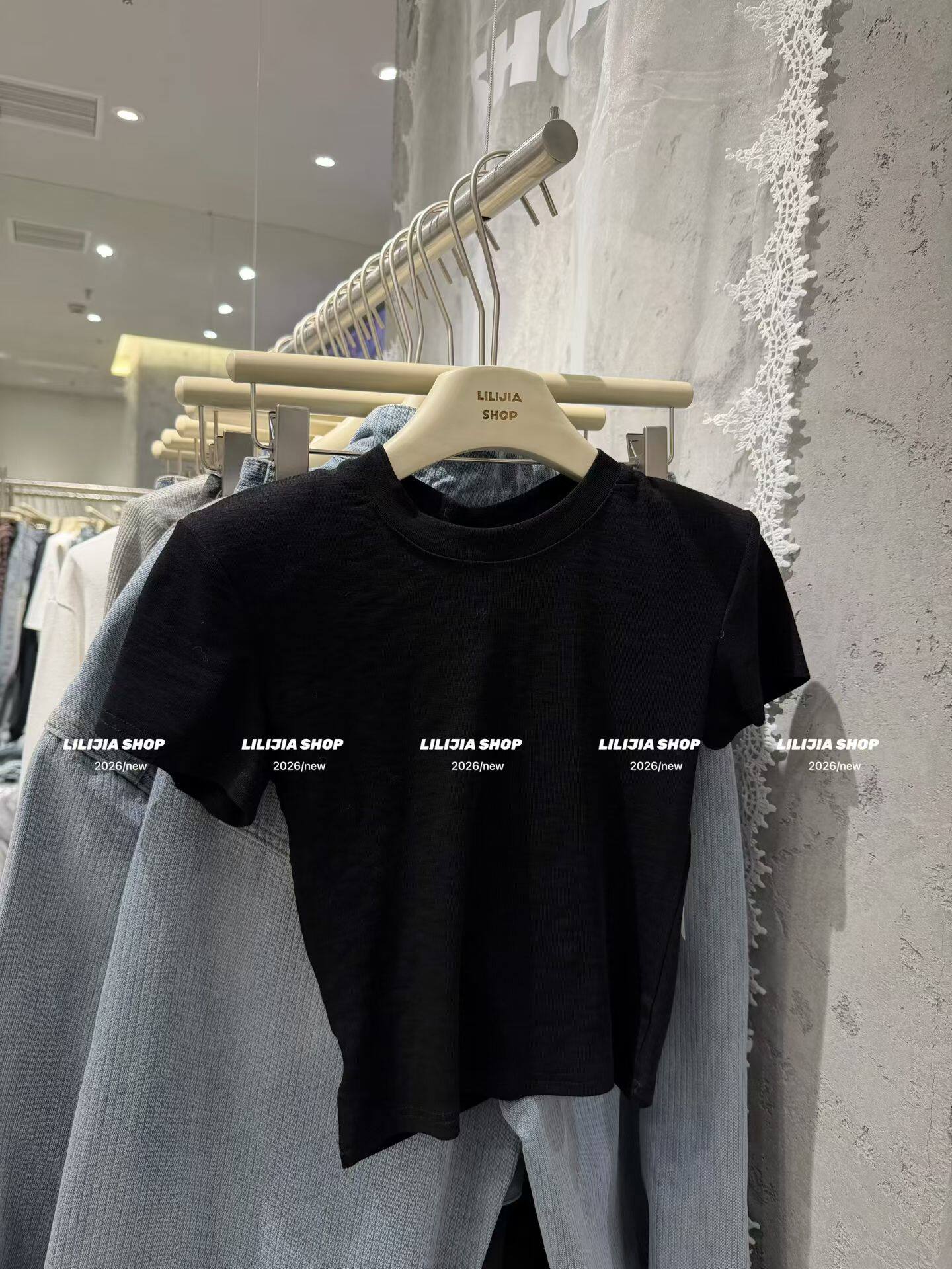 Miss家 2026新款韩版气质显瘦百搭宽松圆领短袖T恤女修身短款上衣