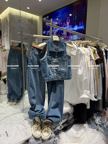Miss家 韩版时尚百搭宽松显瘦翻领无袖牛仔背心+牛仔裤配腰带套装