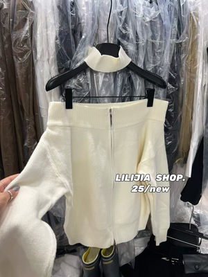 Miss家2025秋装新款一字肩拉链针织开衫女纯欲风辣妹挂脖毛衣外套