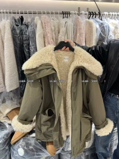 韩版 新款 宽松加厚保暖羊羔毛派克服外套 露思穿搭2025冬季 Miss家