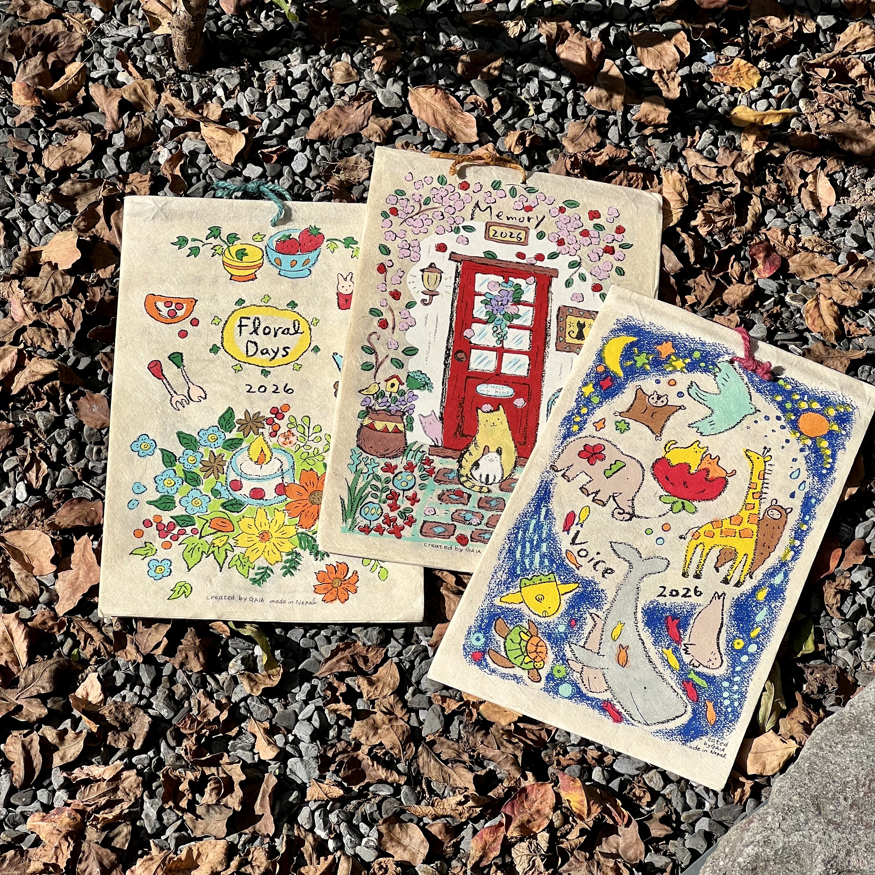 2026年新款尼泊尔手工纸日历卡通小动物涂鸦插画挂历挂饰打卡月历