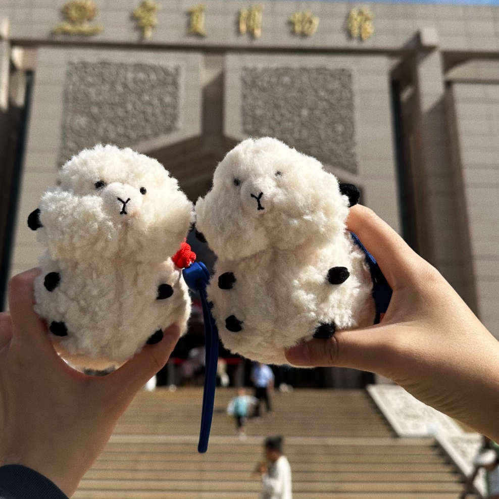 可爱羊氣羊毛绒玩偶挂件高颜值少女心小羊崽包挂饰文创礼物送朋友
