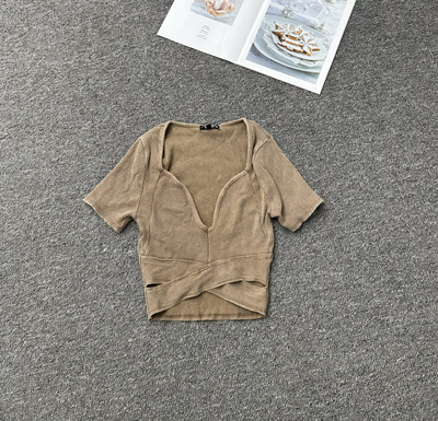 6.20源货休闲百搭修身显瘦弹力水洗短款辣妹短袖深v经T恤女