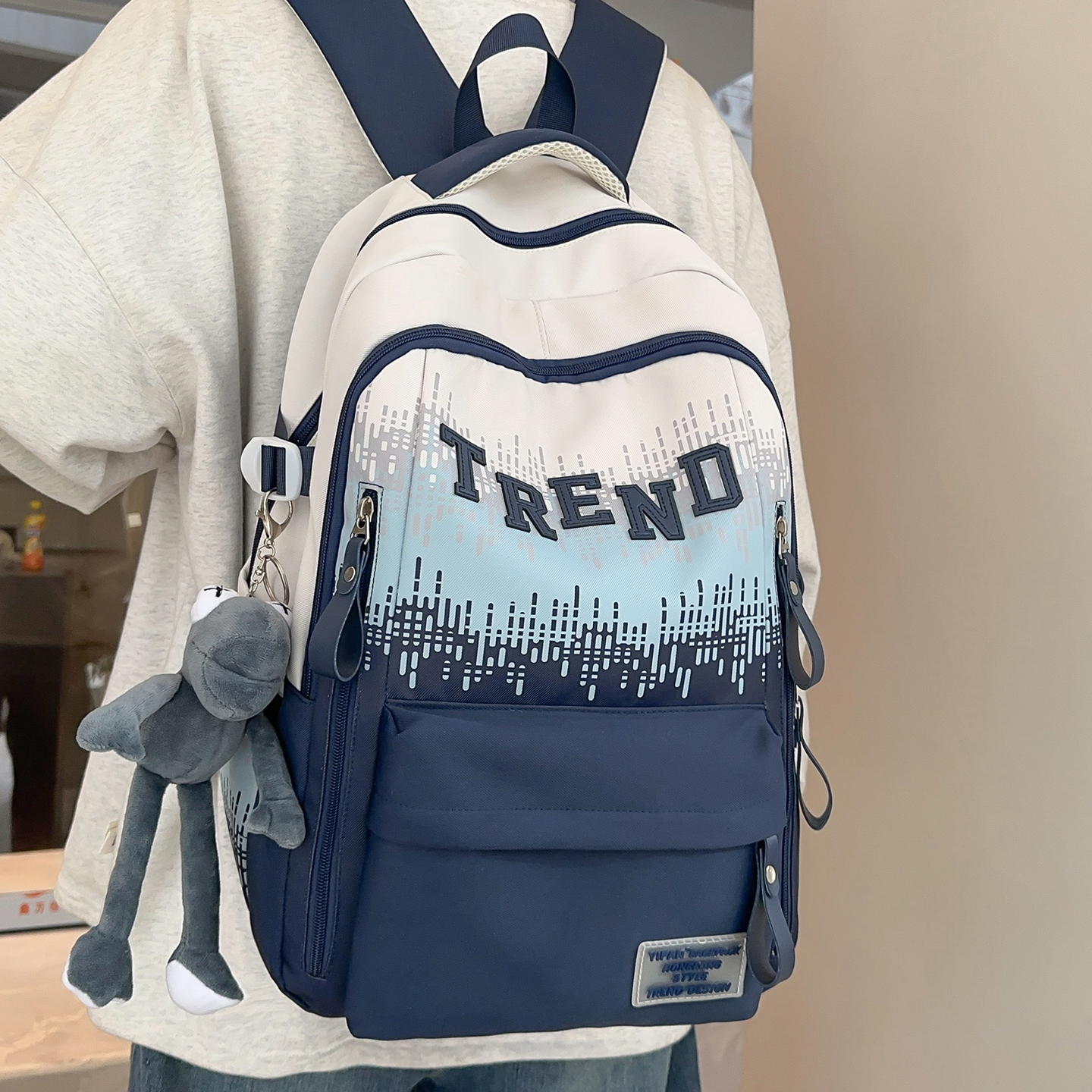 书包男生初中生高中生双肩包