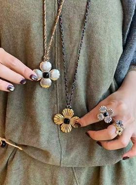 贝壳花编绳四叶草幸运好事发生吊坠长款百搭毛衣链