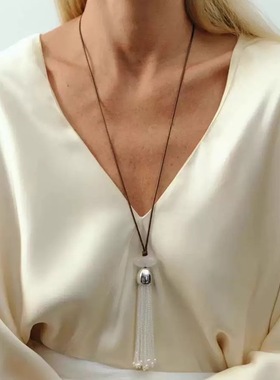 张悦儿同款白色串珠流苏耳环高级老钱风中式毛衣链耳饰