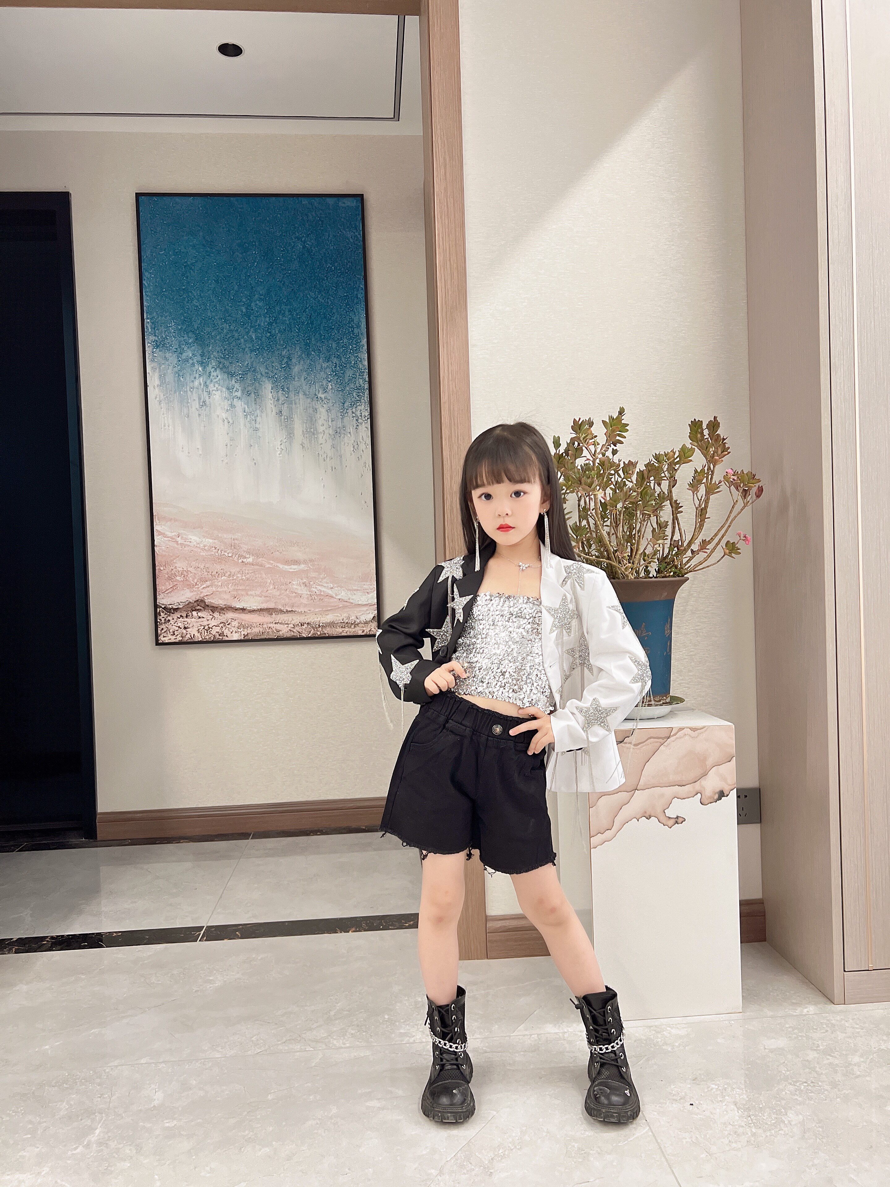 六一儿童西装时尚帅气舞台街舞表儿童演出服