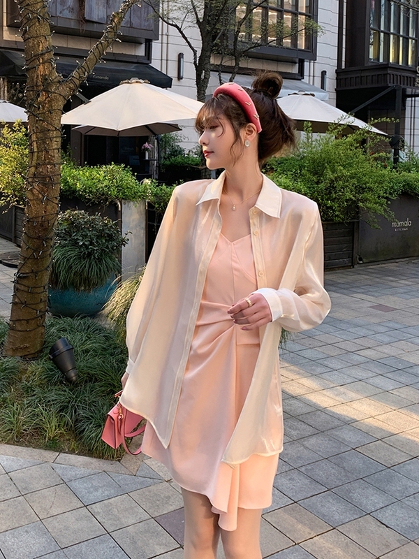 Renyuji sunscreen shirt female 2021 new spring and summer relaxed foreign style long sleeve shirt air conditioning shirt thin coat@