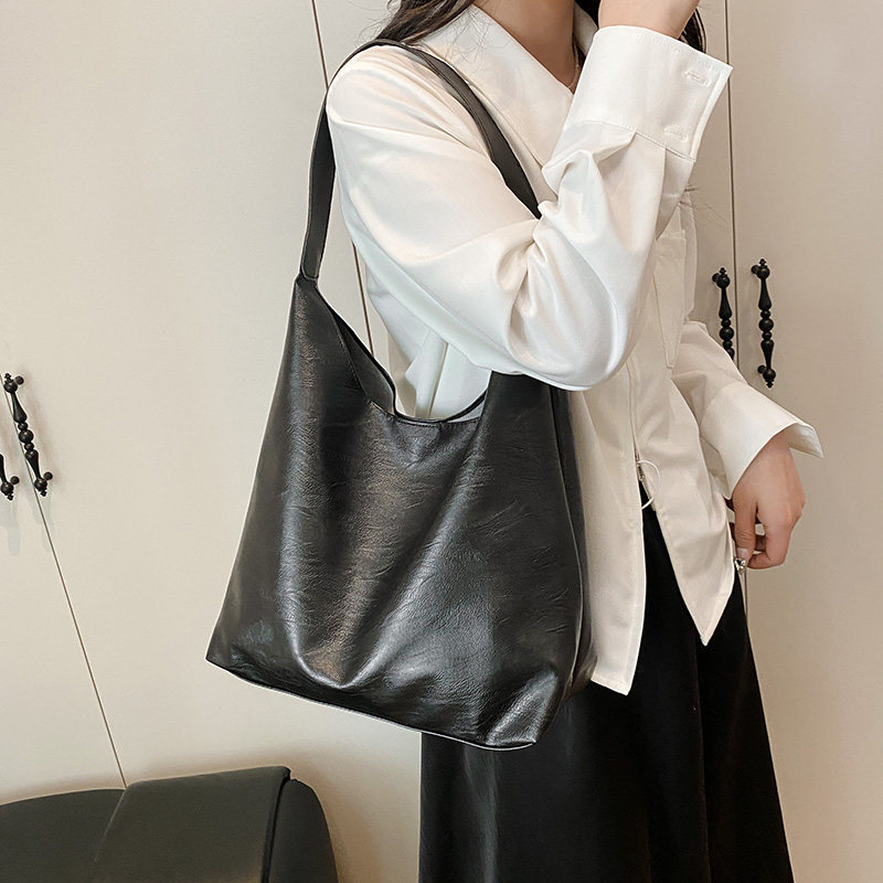 复古通勤大容量包包女2025春季新款潮韩版上班购物袋单肩托特包包,箱包皮具/热销女包/男包,托特包,淘宝优惠券,粉丝福利购,淘宝优惠卷