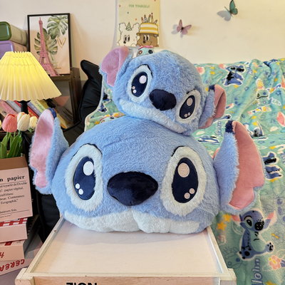 卡通史迪仔抱枕被子两用午睡办公室枕头床上靠垫车载毯子二合一