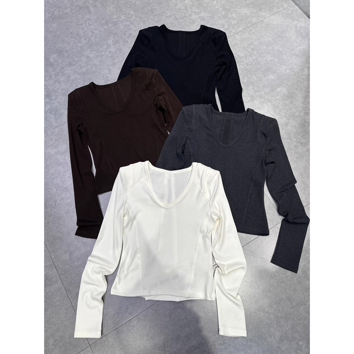 欧洲站2025冬季新款减龄后背拉链修身长袖T恤女修身显瘦打底上衣,女装/女士精品,T恤,淘宝优惠券,粉丝福利购,淘宝优惠卷