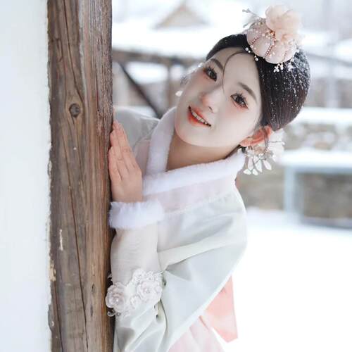 汉服潮流朝鲜族韩服表演服装