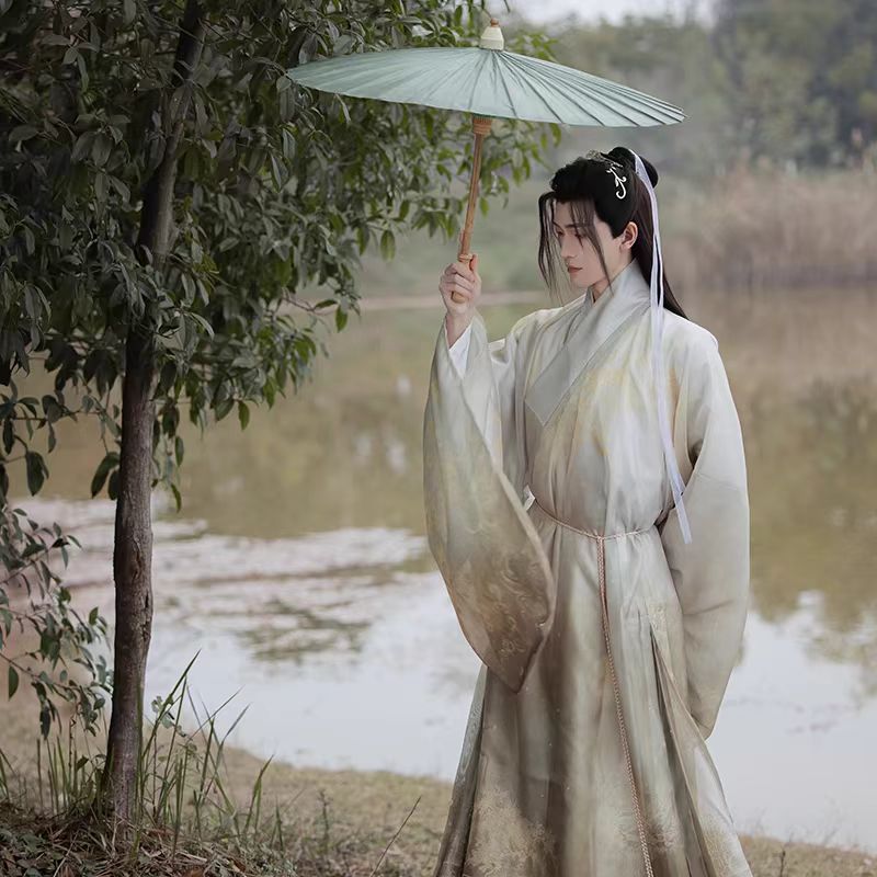 男款中国风古装汉服套装图片