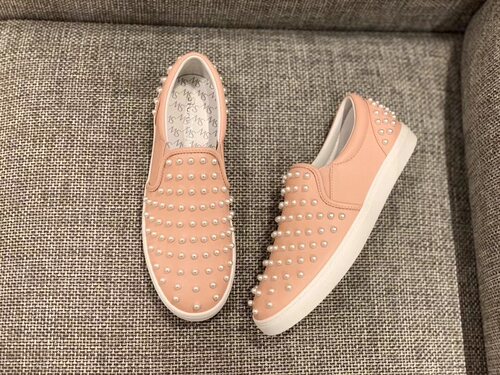 绍兴美代 SW GOLDIE SLIP ON圆头珍珠装饰平底一脚蹬单鞋 现5-7.5