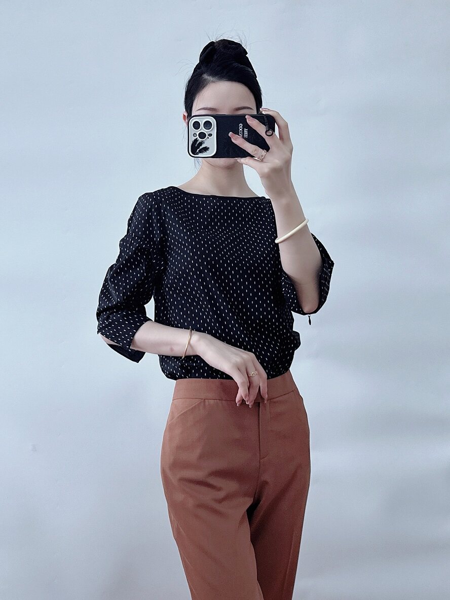 绍兴美代 Lafayette 148 黑色波点一字领袖口拉链棉质衬衫 现0/2