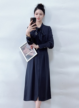 绍兴美代 Theory  深蓝色飘带暗门襟长袖连衣裙 N026601R 现0~6