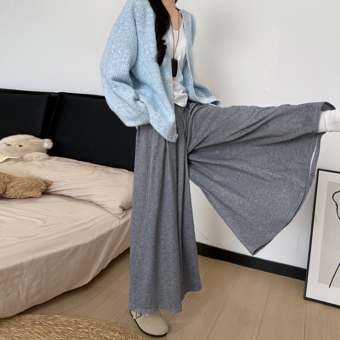 灰色裙裤女外穿秋冬2026新款休闲裤