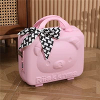 Модель розового медведя -а -типа шелковой шарф